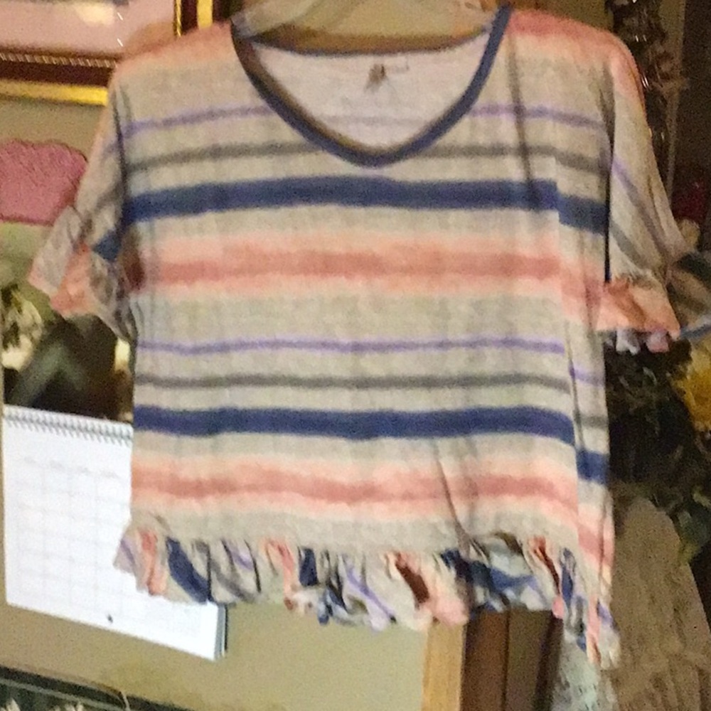 Striped Ruffle Hem Top - Picture 3 of 16